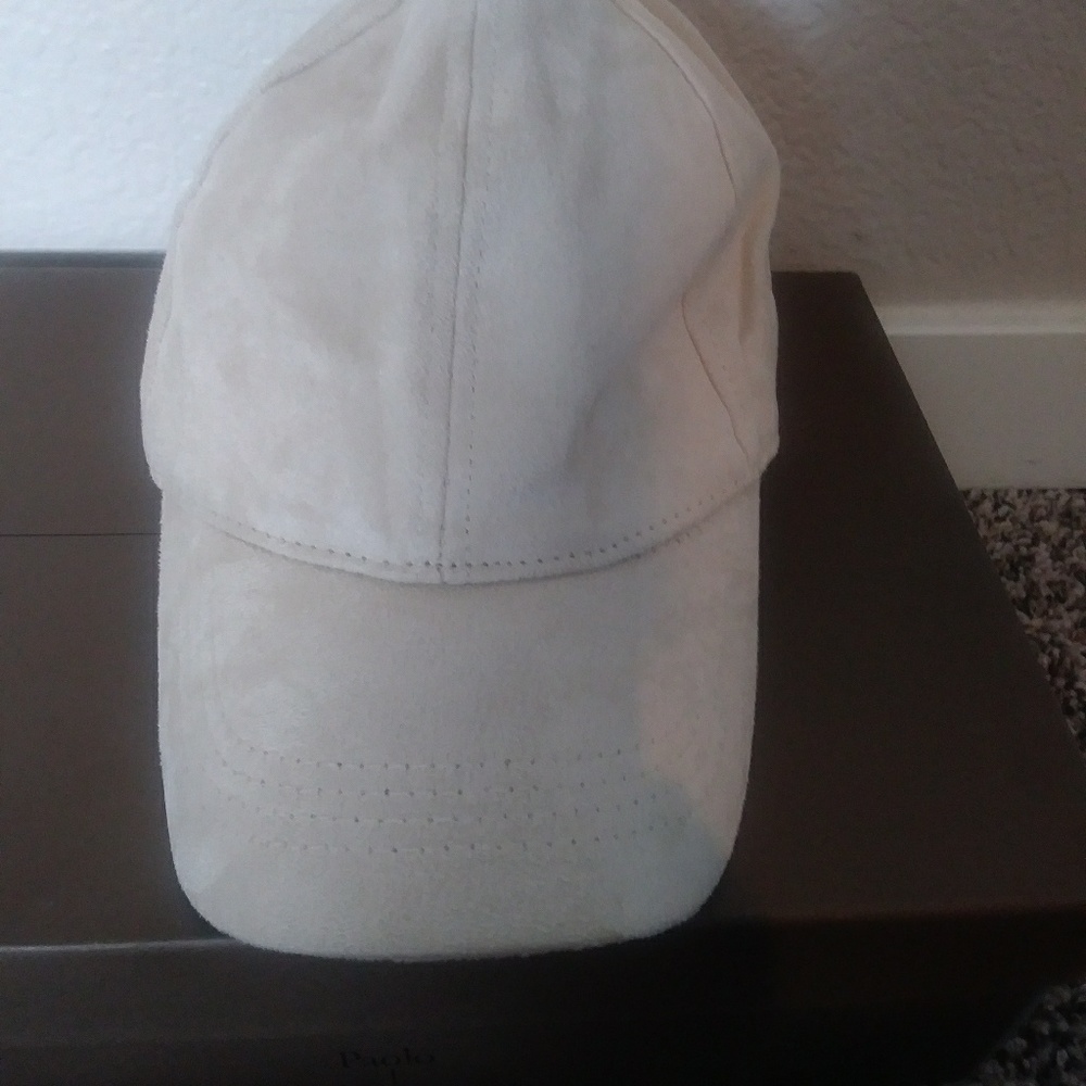 Suede hat